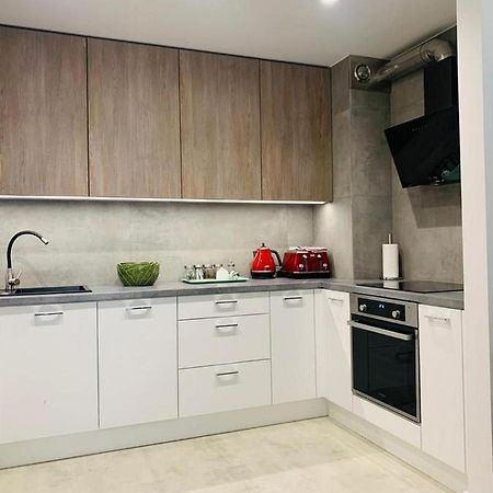 Apartament Moniuszko Z Parkingiem Podziemnym Gorzow Wielkopolski Bagian luar foto